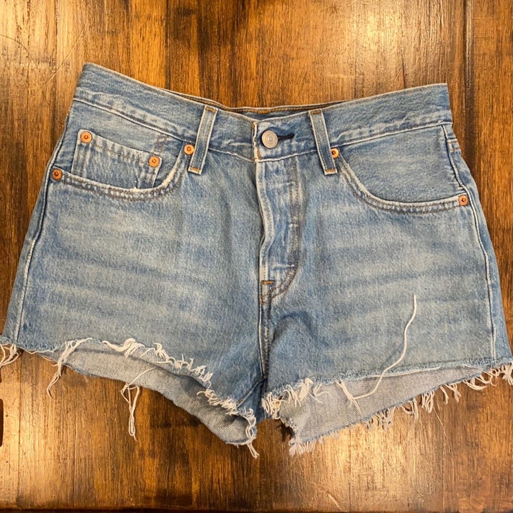 Levi’s 501 High Waist Jean Shorts size 26